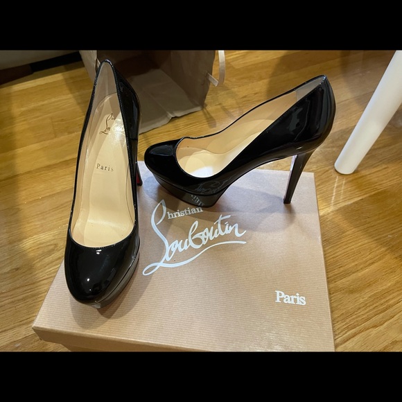 Brand new Christian Louboutin sandals - Picture 2 of 3